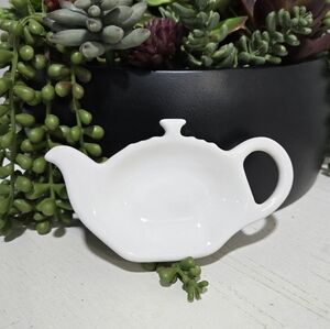Classic White Teabag Holder / Spoon Rest Le Creuset New (LAST WHITE ONE)
